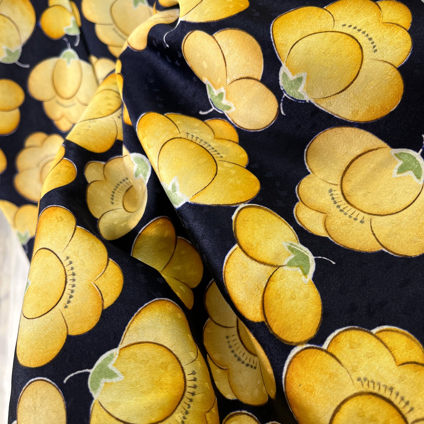 K122012-1 小紋 紺地 黄花文様