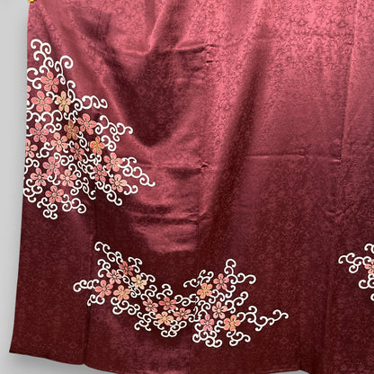 K111357-2　付下げ　唐草花文様　刺繍　金糸　えんじ