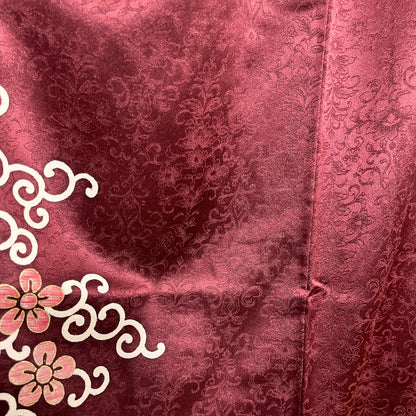 K111357-2　付下げ　唐草花文様　刺繍　金糸　えんじ