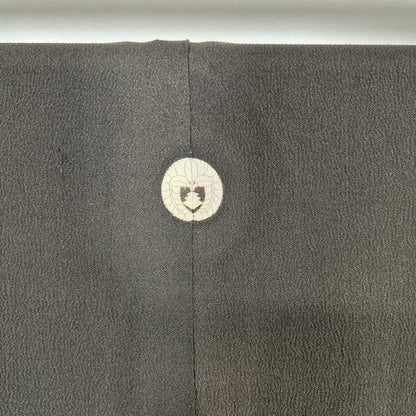 K111576　アンティーク黒留袖　扇　紅絹裏　刺繍