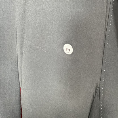 K111576　アンティーク黒留袖　扇　紅絹裏　刺繍