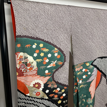 K110756　振袖　絞り　吉祥花文様　黒