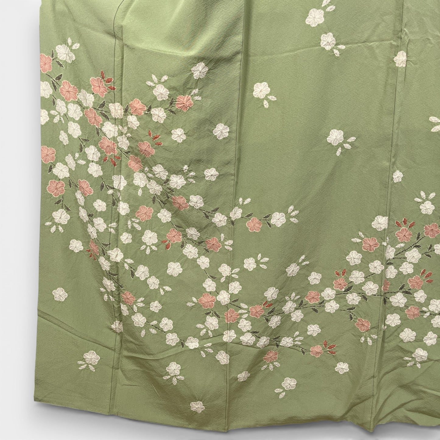 K127337-2　訪問着　桜枝文様　若草色