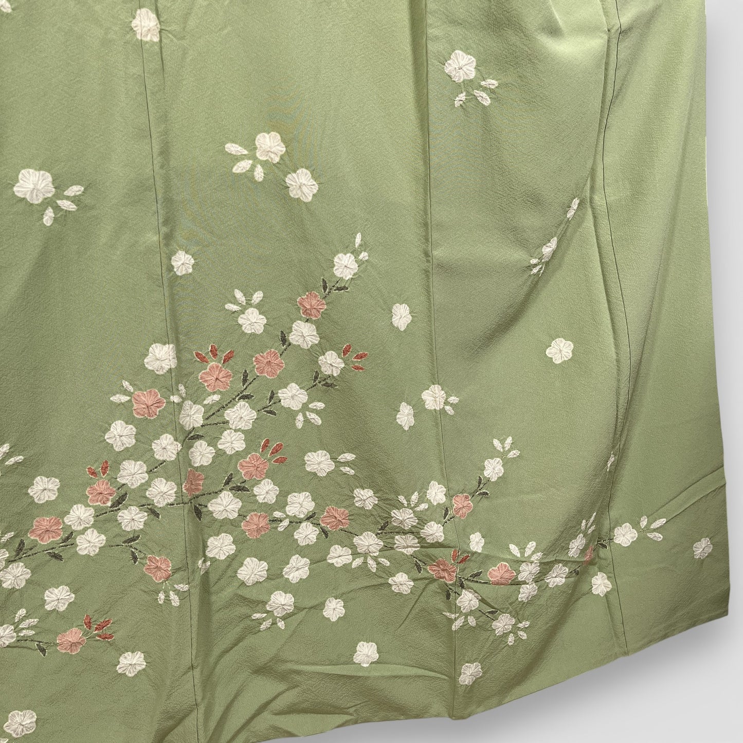 K127337-2　訪問着　桜枝文様　若草色