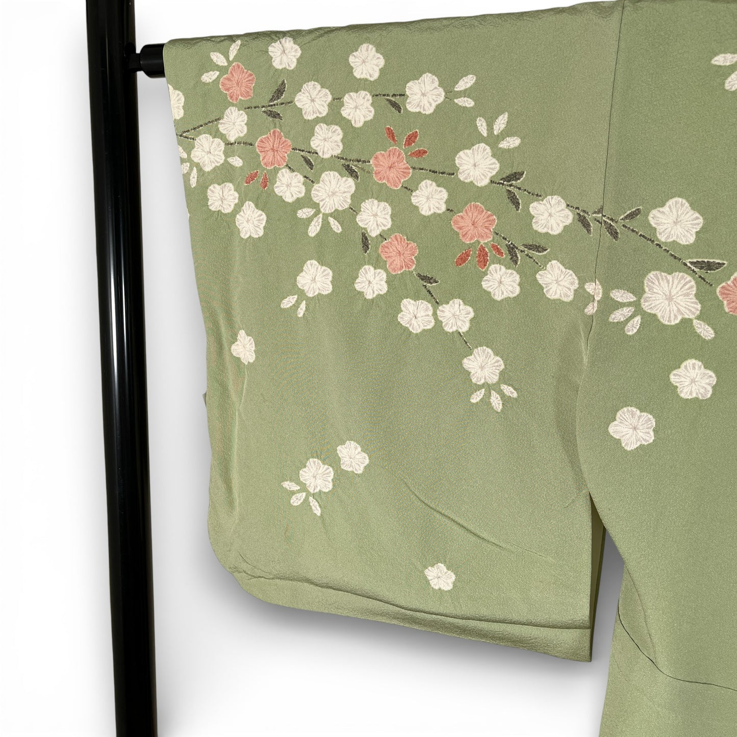 K127337-2　訪問着　桜枝文様　若草色