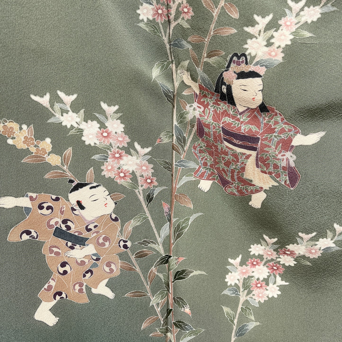 K55597-3　付下げ　童子　草花文様　灰緑色
