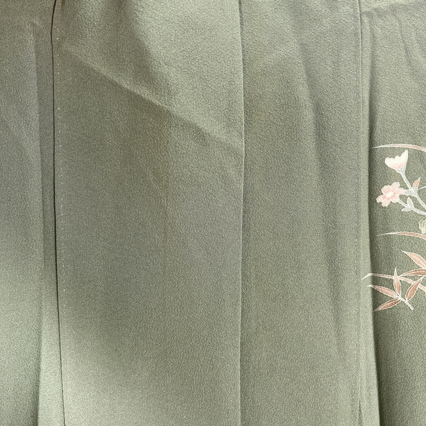 K55597-3　付下げ　童子　草花文様　灰緑色
