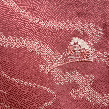 K40281-2　付下げ　流水文様　刺繍　珊瑚色