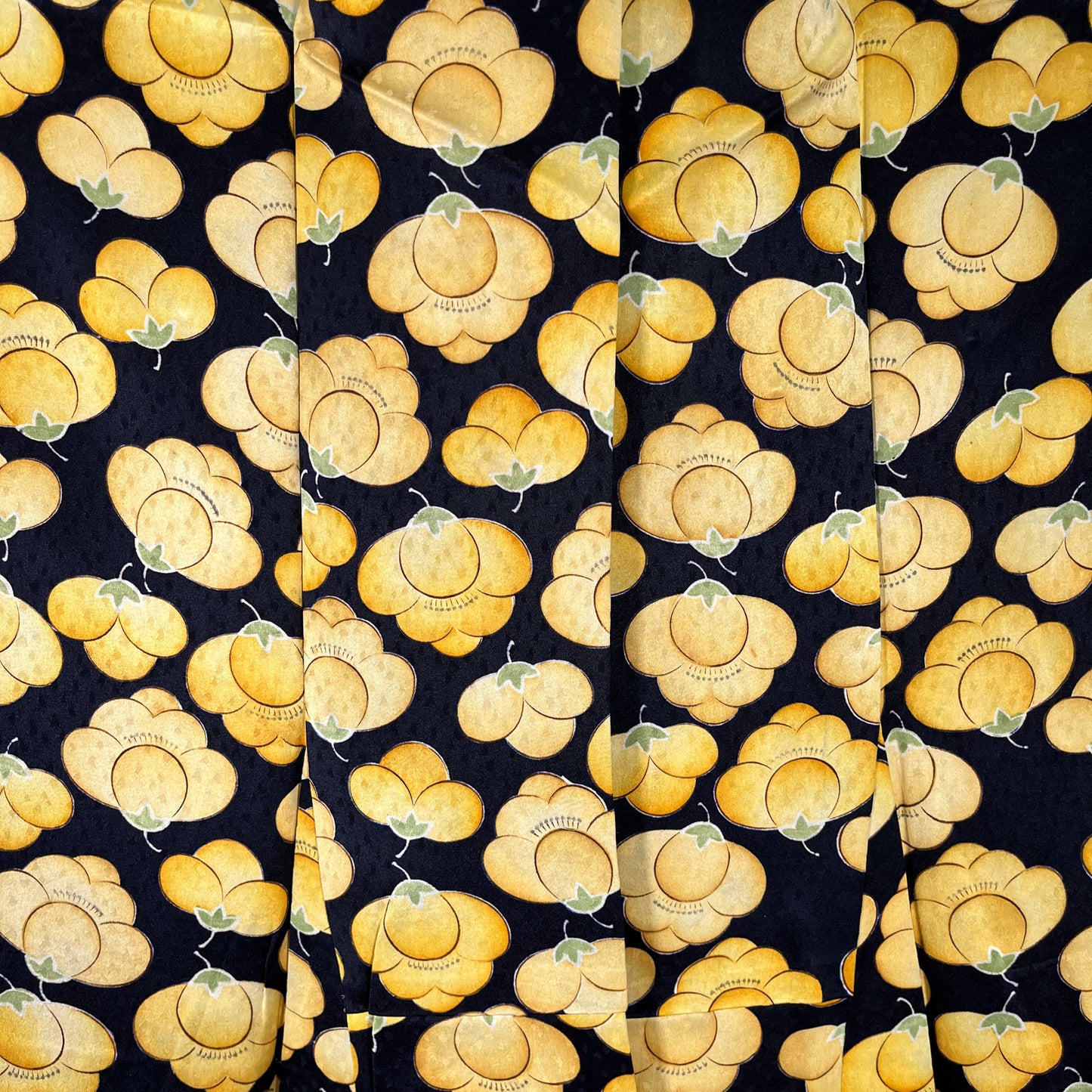 K122012-1　小紋　紺地　黄花文様