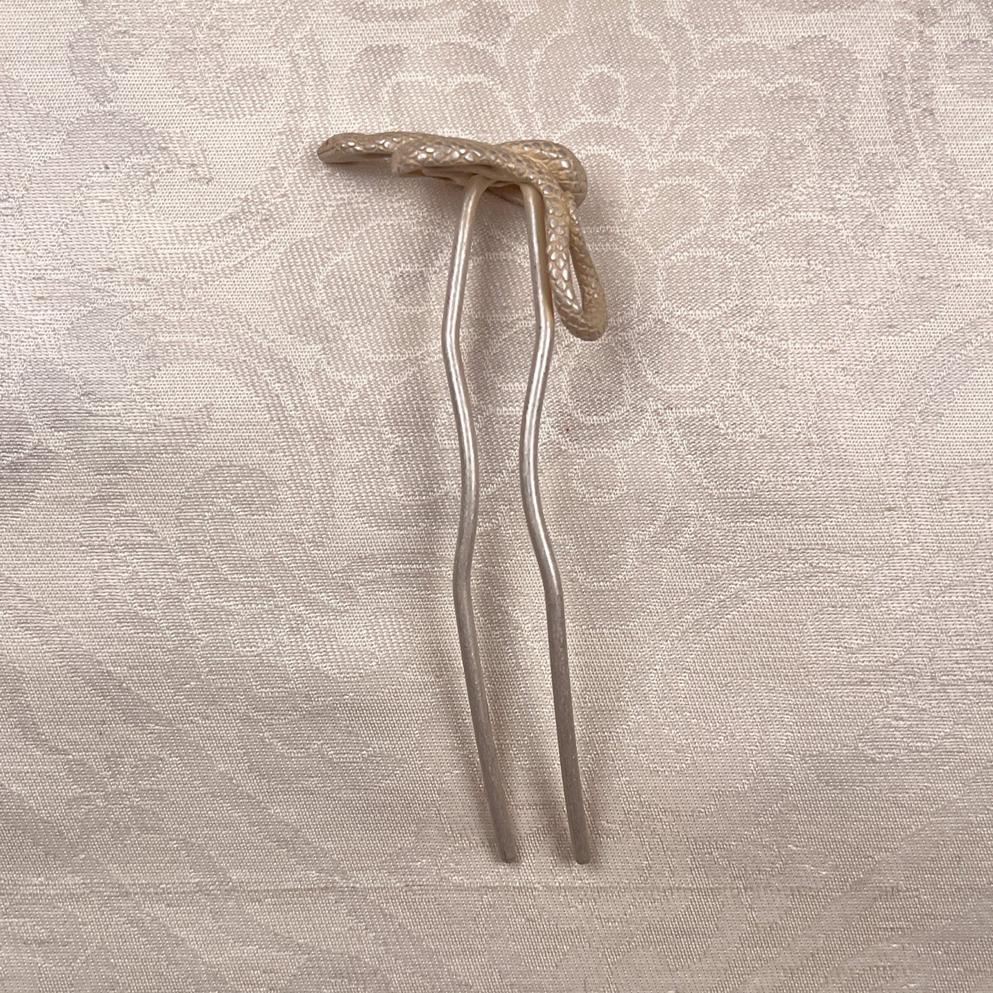 OK005WH　数-SUU- 大蛇かんざしWH