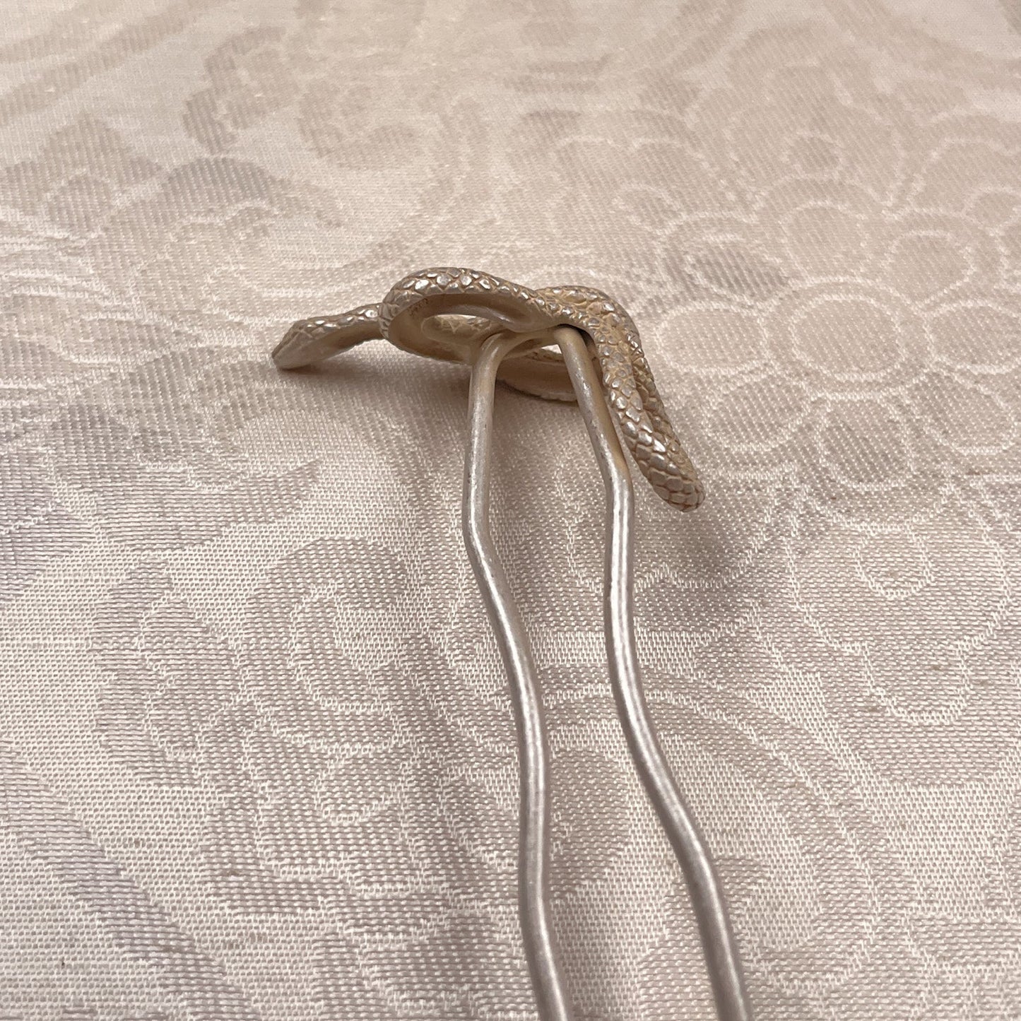 OK005WH　数-SUU- 大蛇かんざしWH