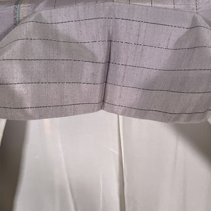 K121219-1　紬　縞文様　銀糸　薄藤鼠