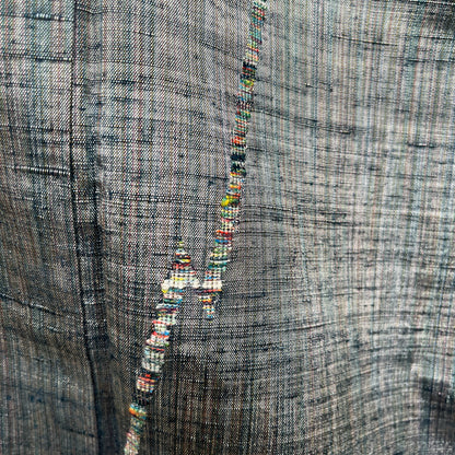 K121426-2　紬　流線文　刺繍　青鼠