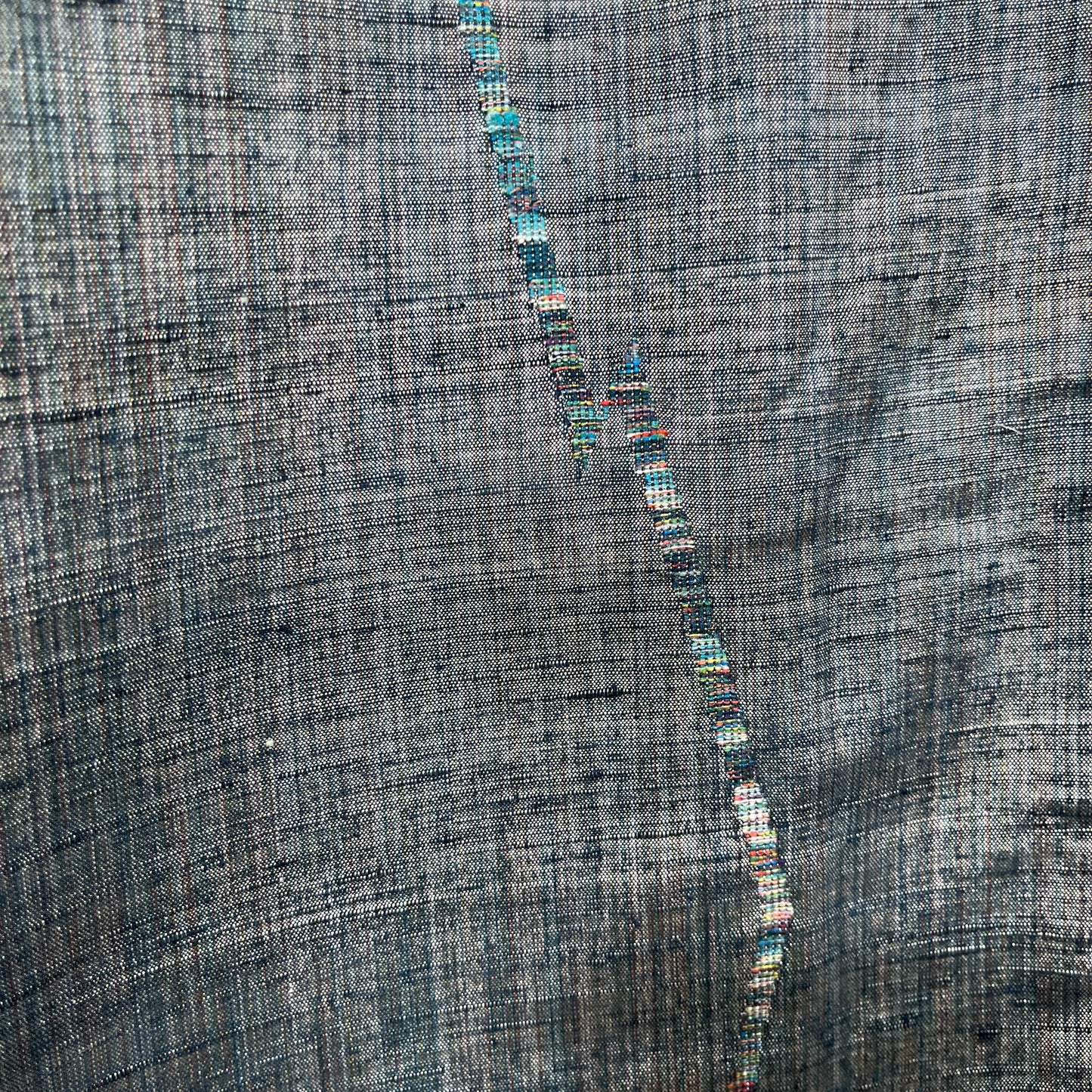 K121426-2　紬　流線文　刺繍　青鼠
