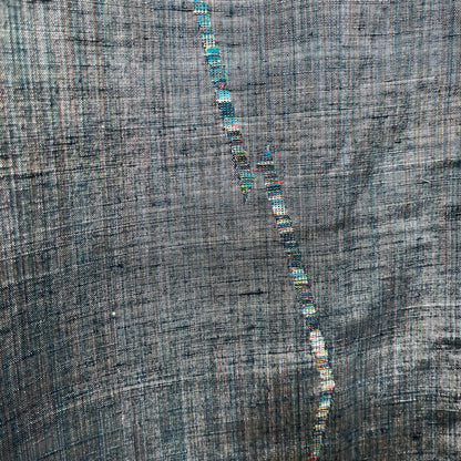 K121426-2　紬　流線文　刺繍　青鼠