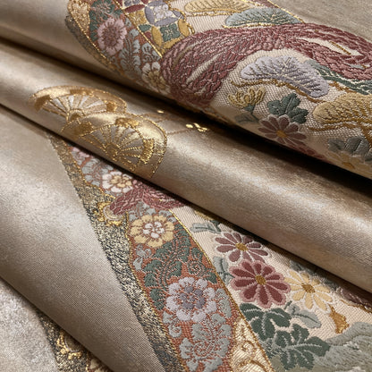 B132823-1　袋帯　宝尽くし　貝桶文様　金糸　本銀摺箔