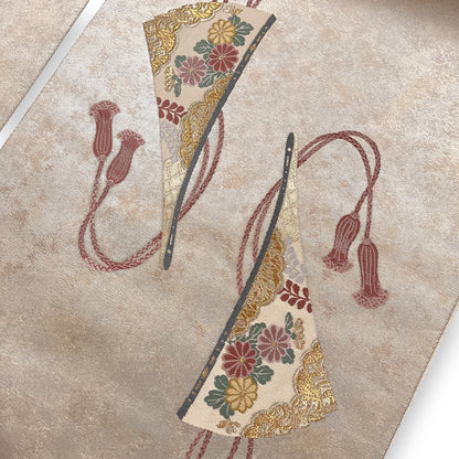 B132823-1　袋帯　宝尽くし　貝桶文様　金糸　本銀摺箔