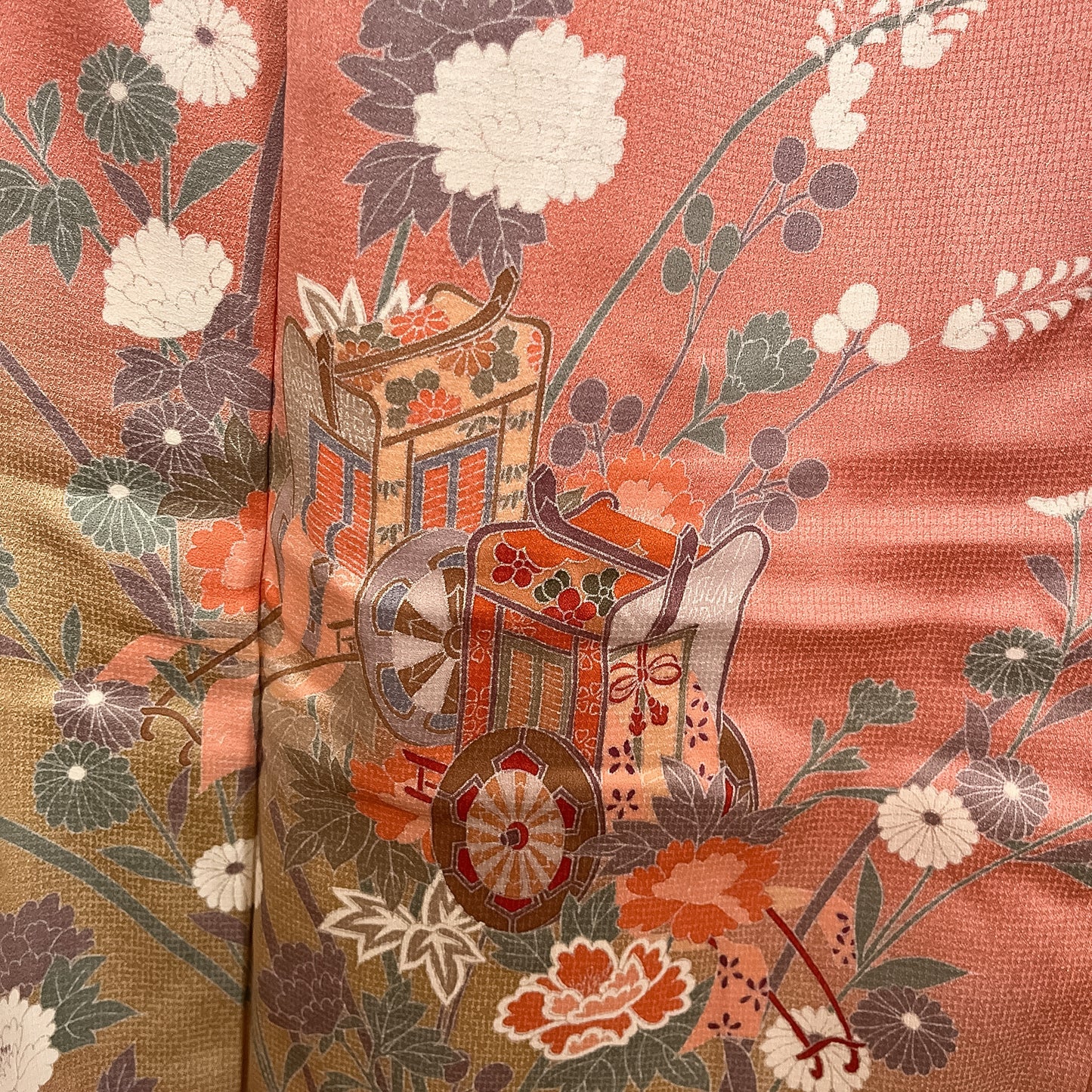 K153239　訪問着　サーモンピンク地　花車草花文様