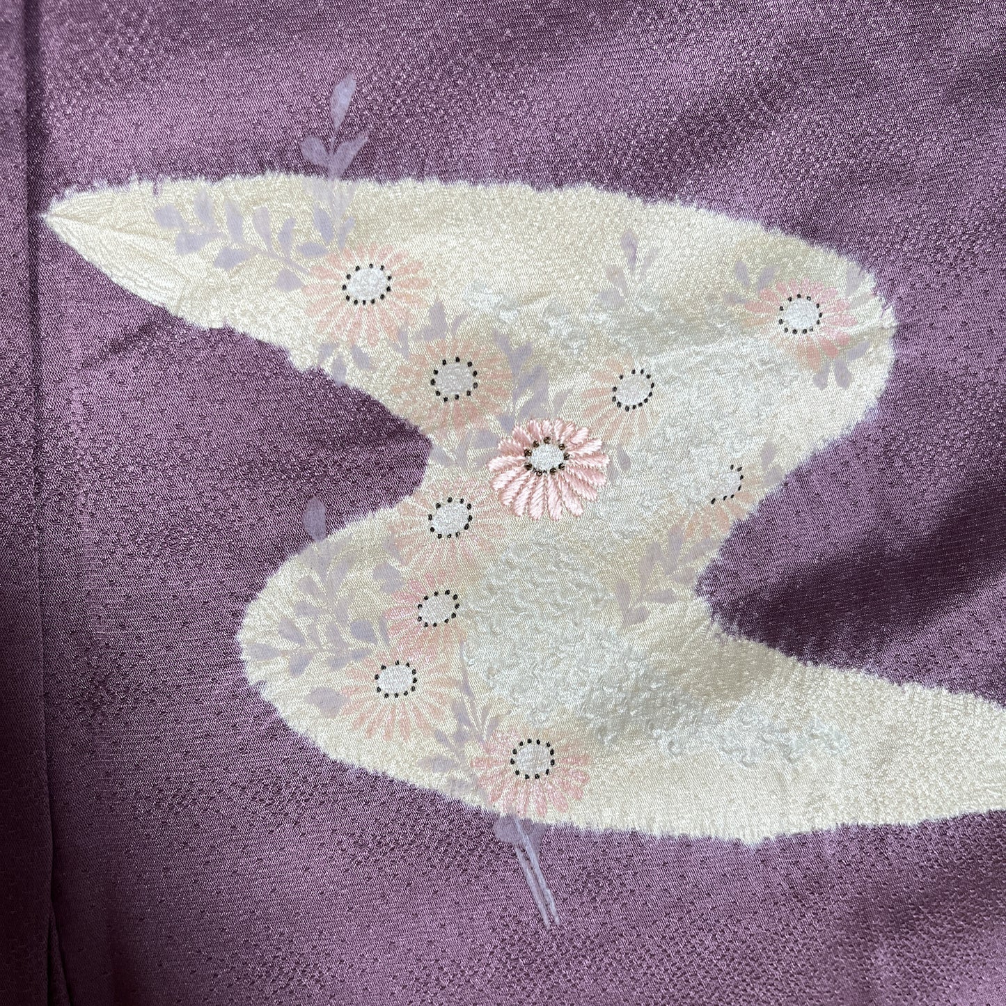 2977-4　付下げ　葡萄色　刺繍　絞り　流水花文様