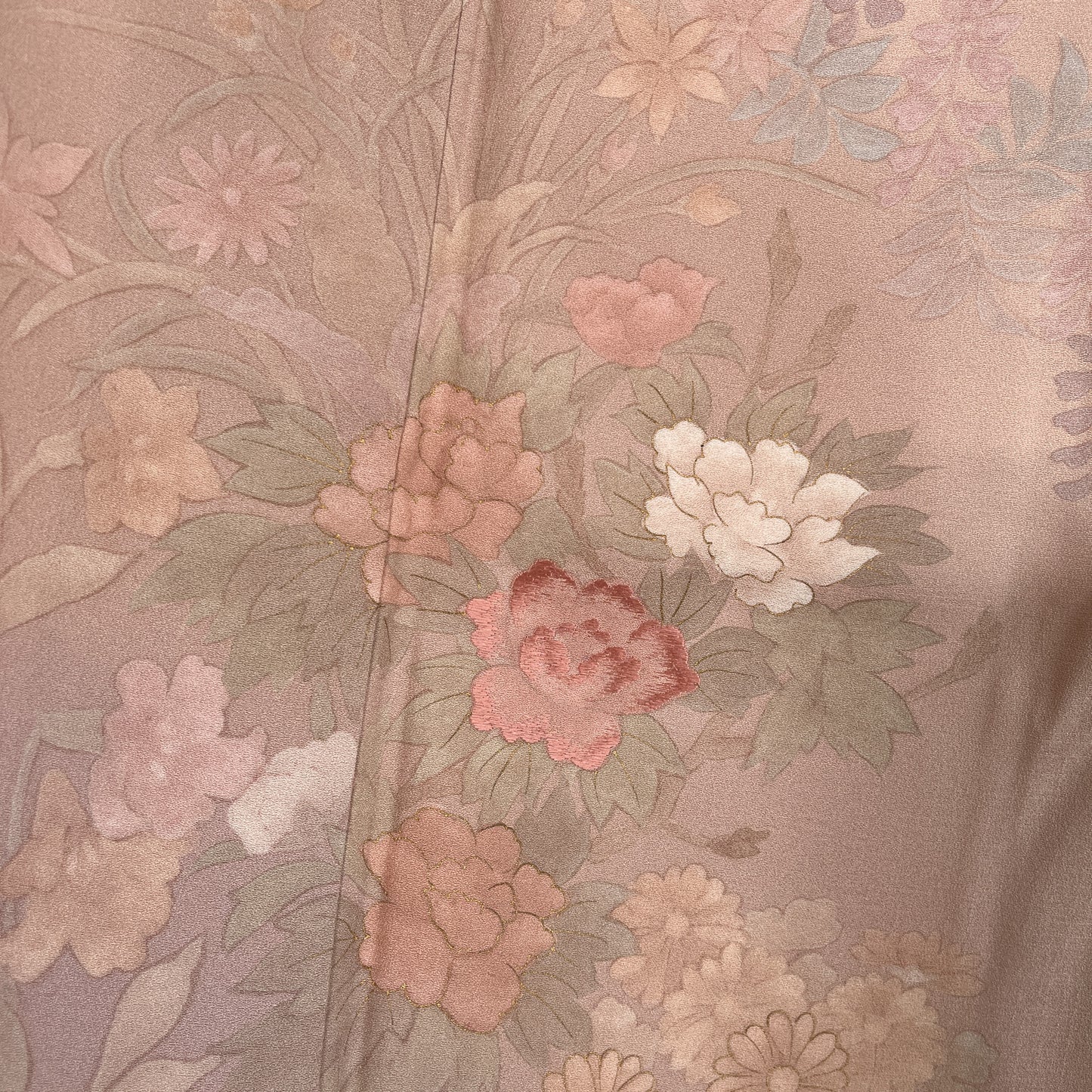 396-2　訪問着　淡桜色　花柄　刺繍　暈しに四季花文