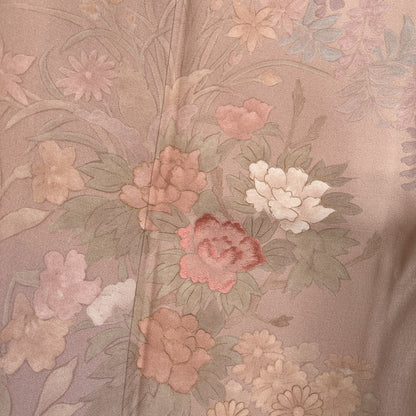 396-2　訪問着　淡桜色　花柄　刺繍　暈しに四季花文
